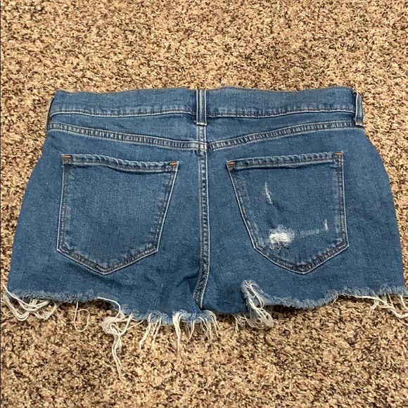 Old navy Boyfriend Shorts size 6 - Picture 2 of 3